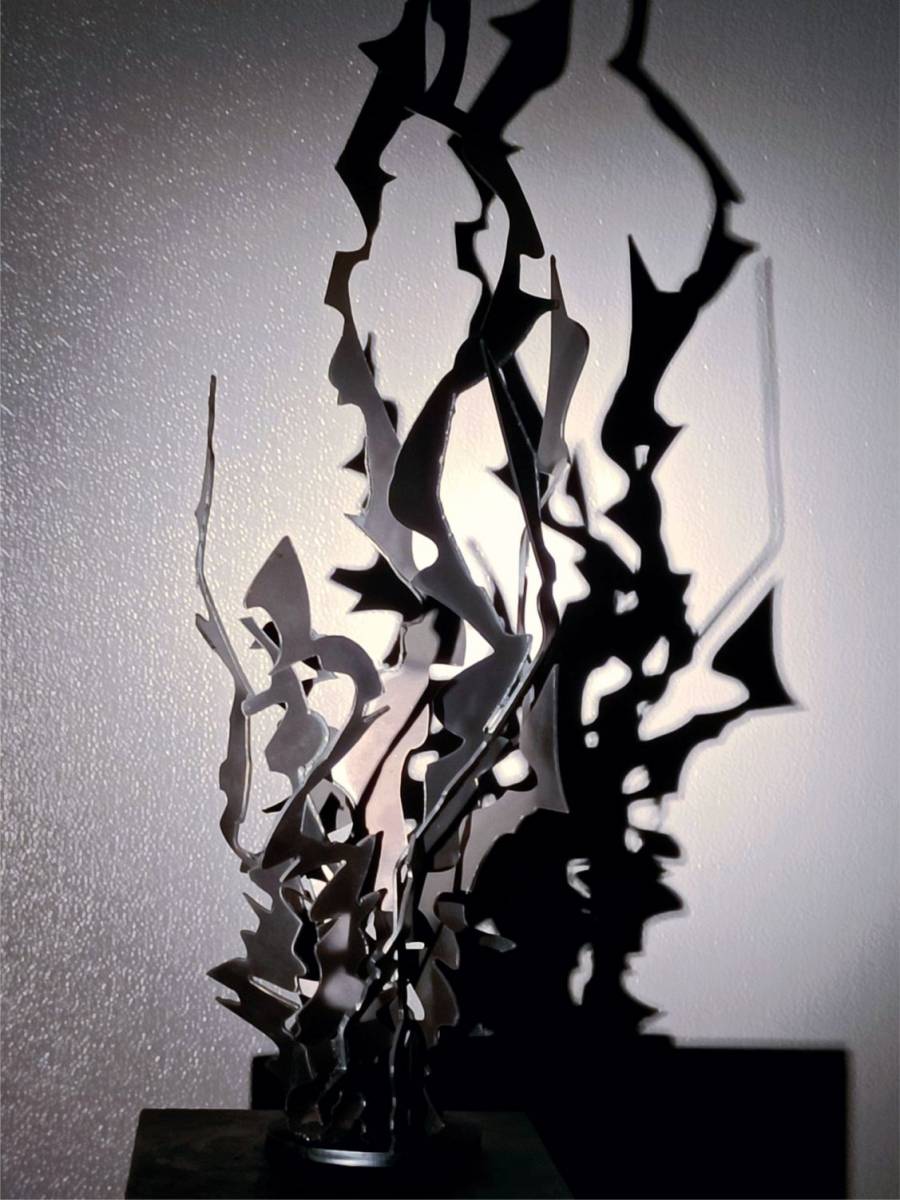 Algue marine: Sculpture décorative enacier design Luberon pres Avignon.