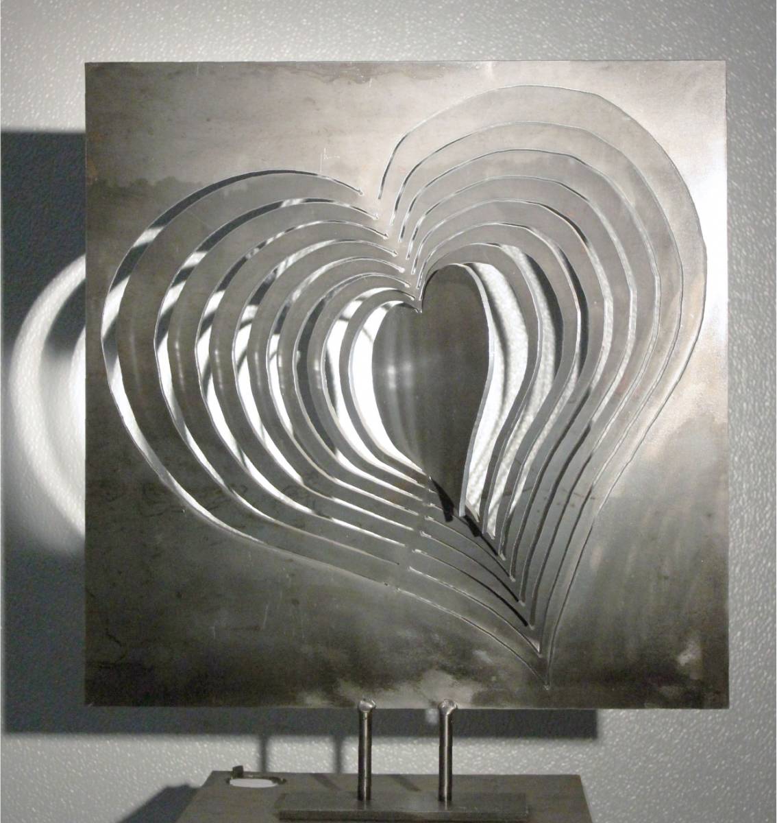 AMOUR, idée cadeau amour pour St VALENTIN dispo sur UZES.