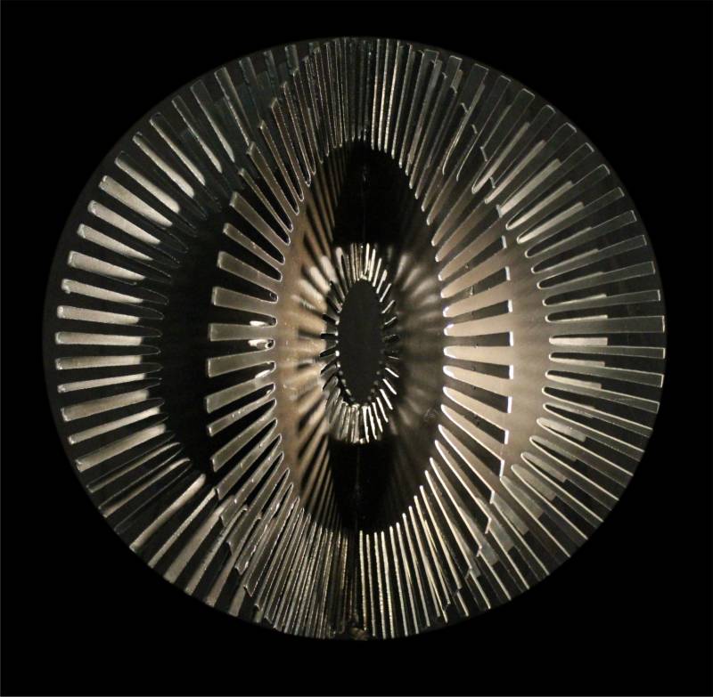 Sculptures contemporaines une pièce d'art décorative couleur SOULAGE,  créées pour le SALON de LYON en Rhone Alpes