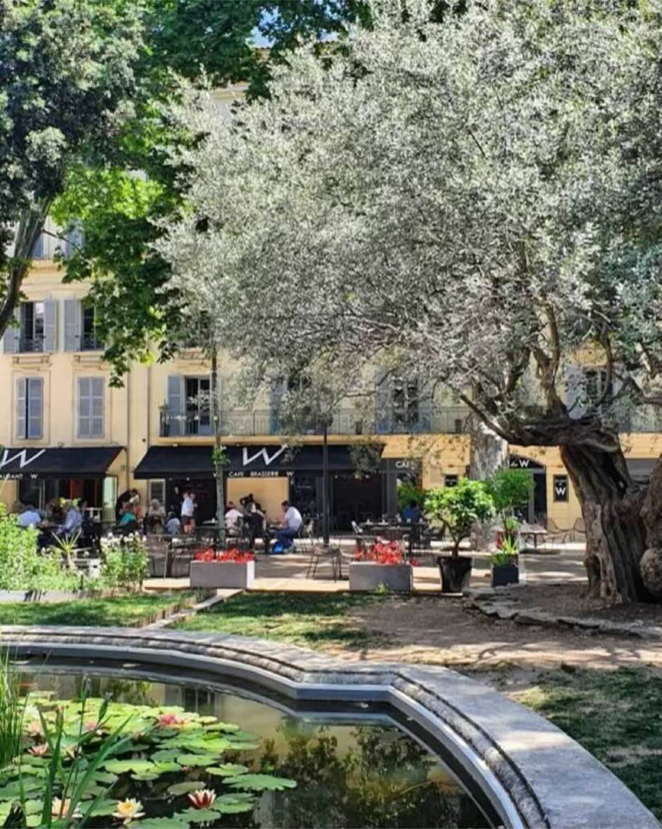 RESTAURANT le W à NÎMES le W de Alain MOULA