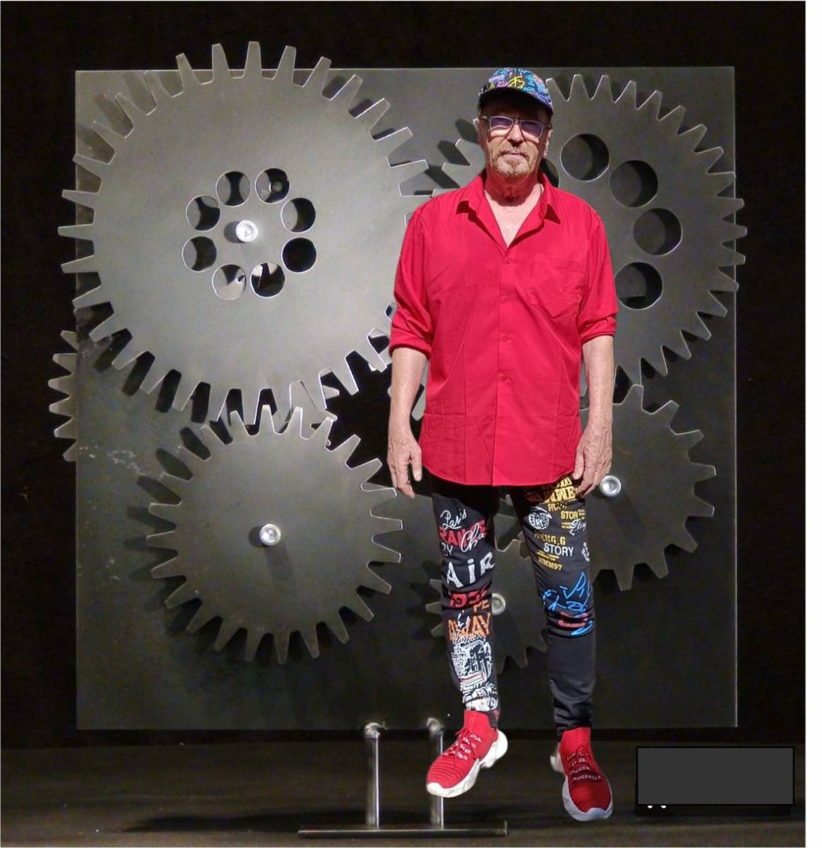 Demander et recevoir le dossier de presse du sculpteur dans l'acier Philippe LONZI  en pdf avec photos d'art demande dossier partout en FRANCE