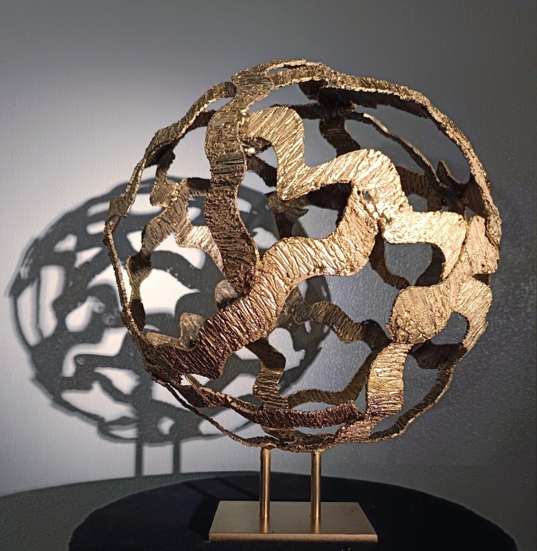 SCULPTURE DECORATIVE DOREE POUR s'offrir