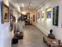 GALERIE d'exposition de PIECES UNIQUES d'ARTISTES à AVIGNON. AVIGNON ARTISANS de la BARTHELASSE